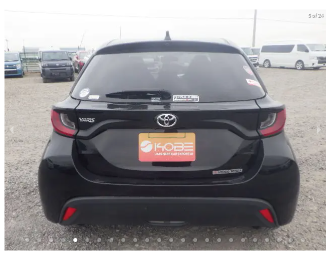 TOYOTA YARIS X -BLACK