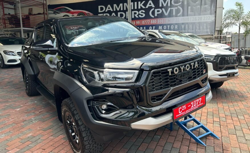TOYOTA HILUX GR SPORT 2024 (BLACK)