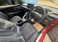 YARIS CROSS-WHITE PEARL 2025