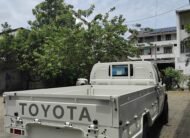 TOYOTA HILUX CHAMP 2025 WHITE