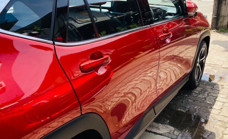 TOYOTA YARISS CROSS 2025 SPICY SCARLET