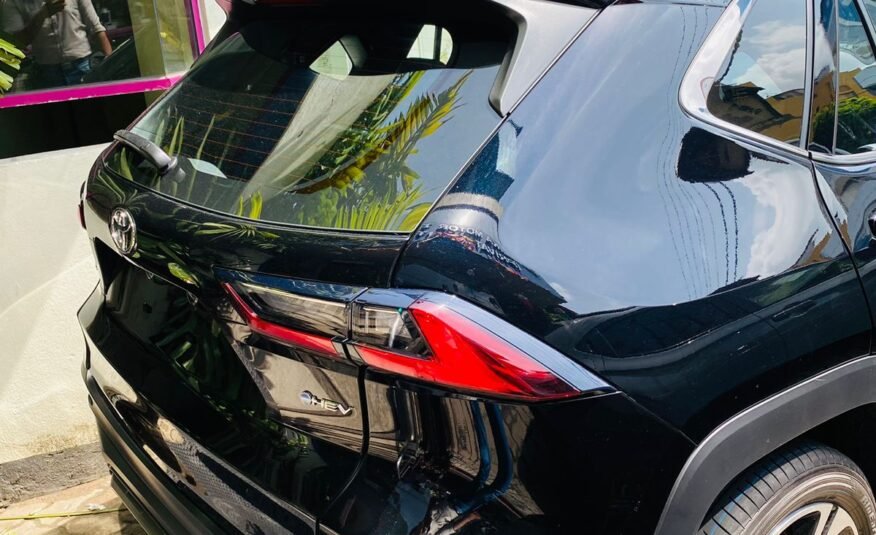 TOYOTA YARISS CROSS 2025 ATTITUDE BLACK