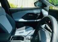 TOYOTA YARISS CROSS 2025 ATTITUDE BLACK