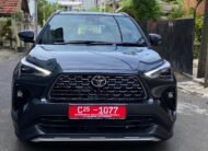 TOYOTA YARIS CROSS PREMIUM LUXURY 2025