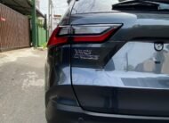 TOYOTA YARIS CROSS PREMIUM LUXURY 2025