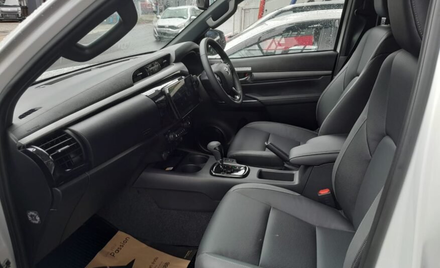 TOYOTA HILUX ROCCO – 2025
