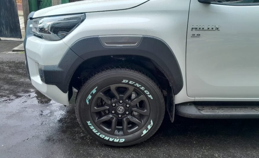TOYOTA HILUX ROCCO – 2025