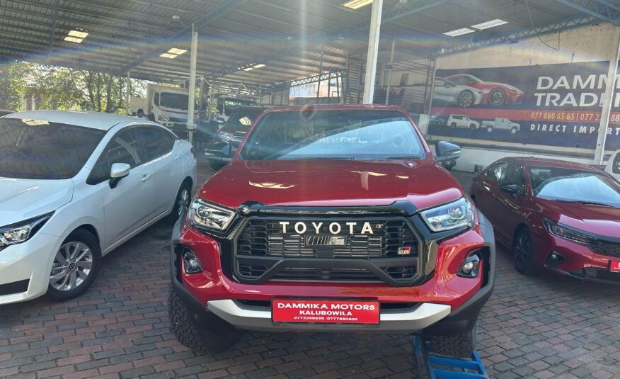 TOYOTA HILUX GR SPORT 2024 (RED)