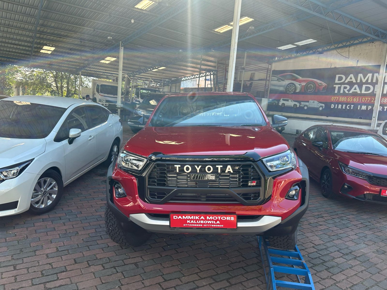 TOYOTA HILUX GR SPORT 2024 (RED)