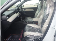 HONDA VEZEL PEARL Z PLAY SR-WHITE