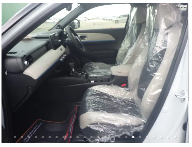 HONDA VEZEL PEARL Z PLAY SR-WHITE