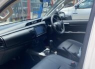 TOYOTA HILUX SINGLE CAB-WHITE