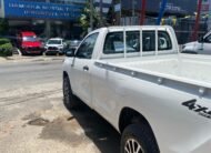 TOYOTA HILUX SINGLE CAB-WHITE