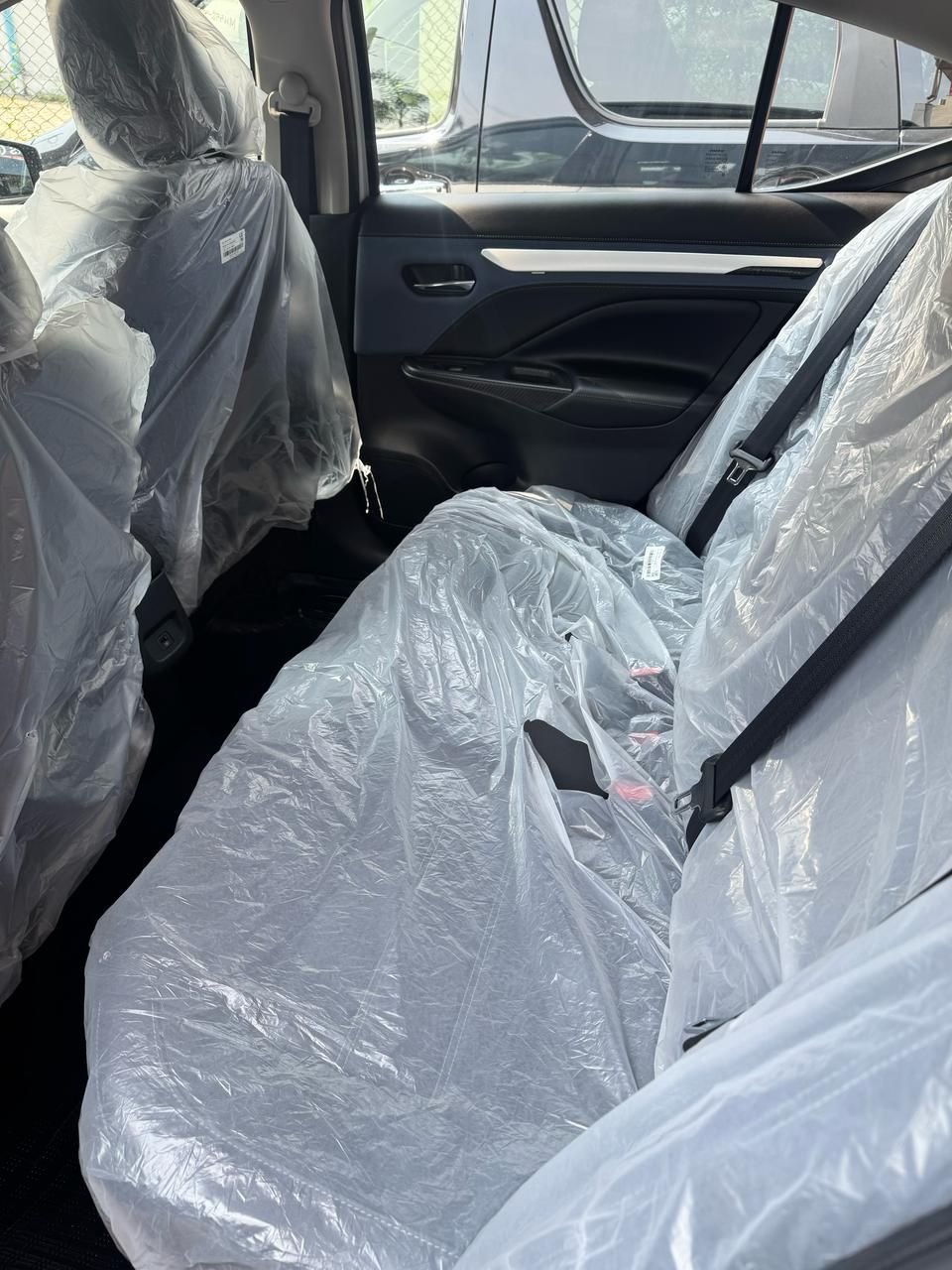 NISSAN ALMERA VL-WHITE