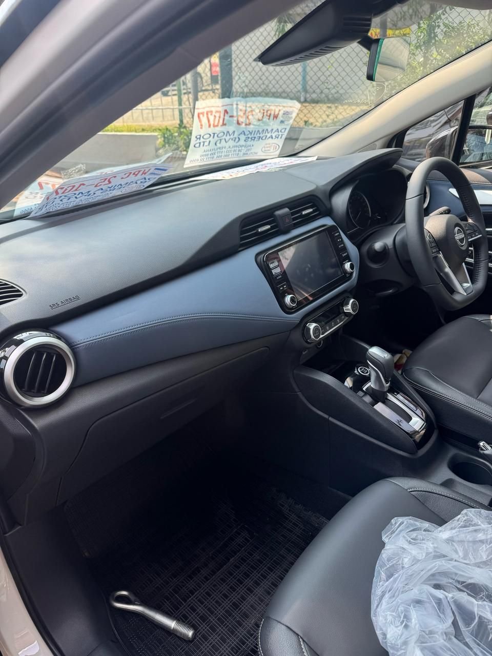 NISSAN ALMERA VL-WHITE