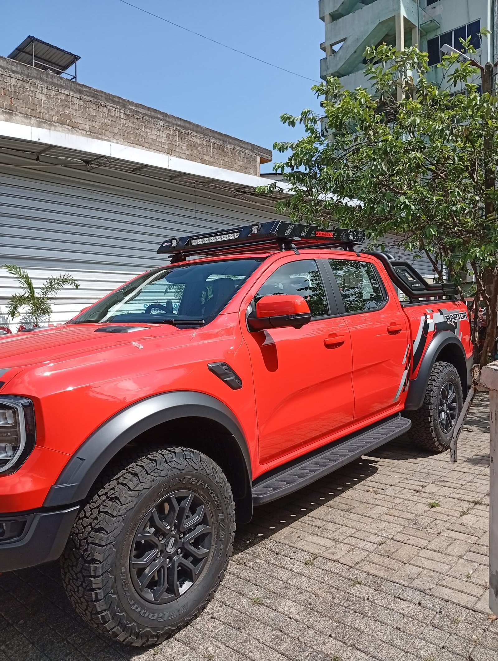 FORD RANGER RAPTOR-ORANGE