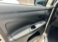 NISSAN ALMERA VL-WHITE/BLACK
