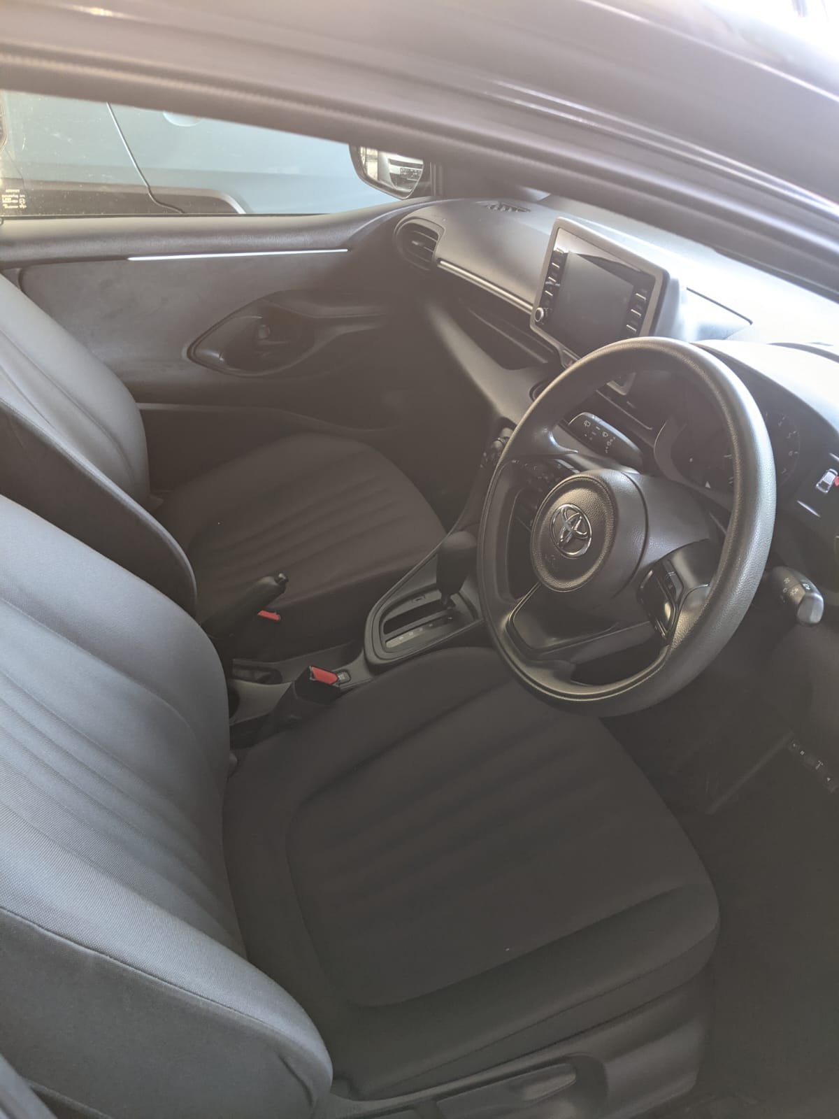 TOYOTA YARIS X GRADE BLACK 2023