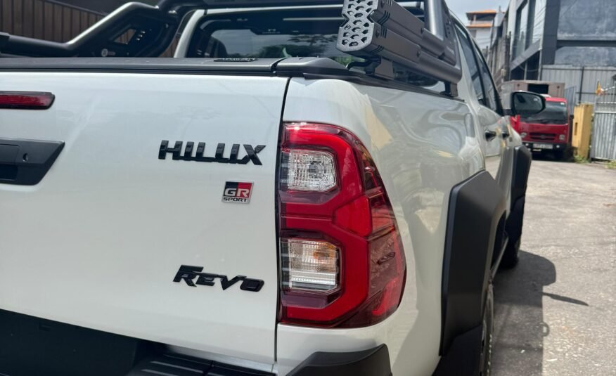 Toyota Hilux GR Sport 2025