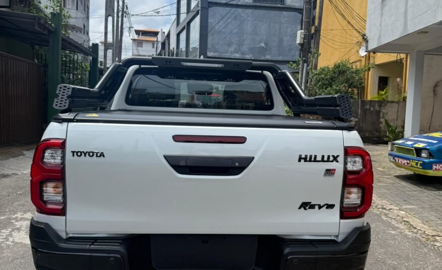 Toyota Hilux GR Sport 2025