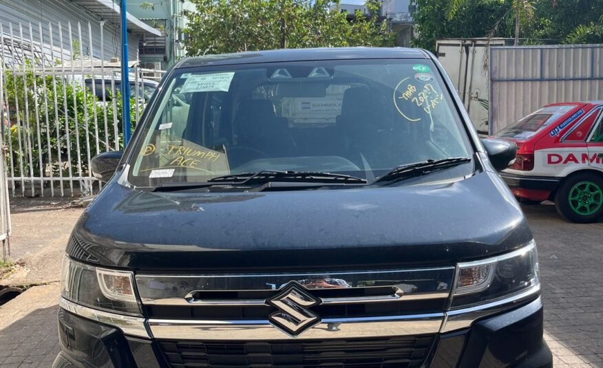 Suzuki Wagon R CUSTOM Z 2024