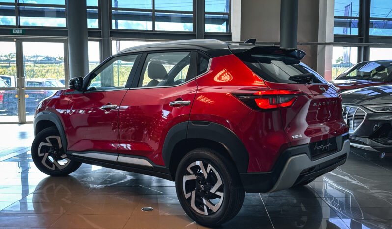 Nissan Tekna+ 2025