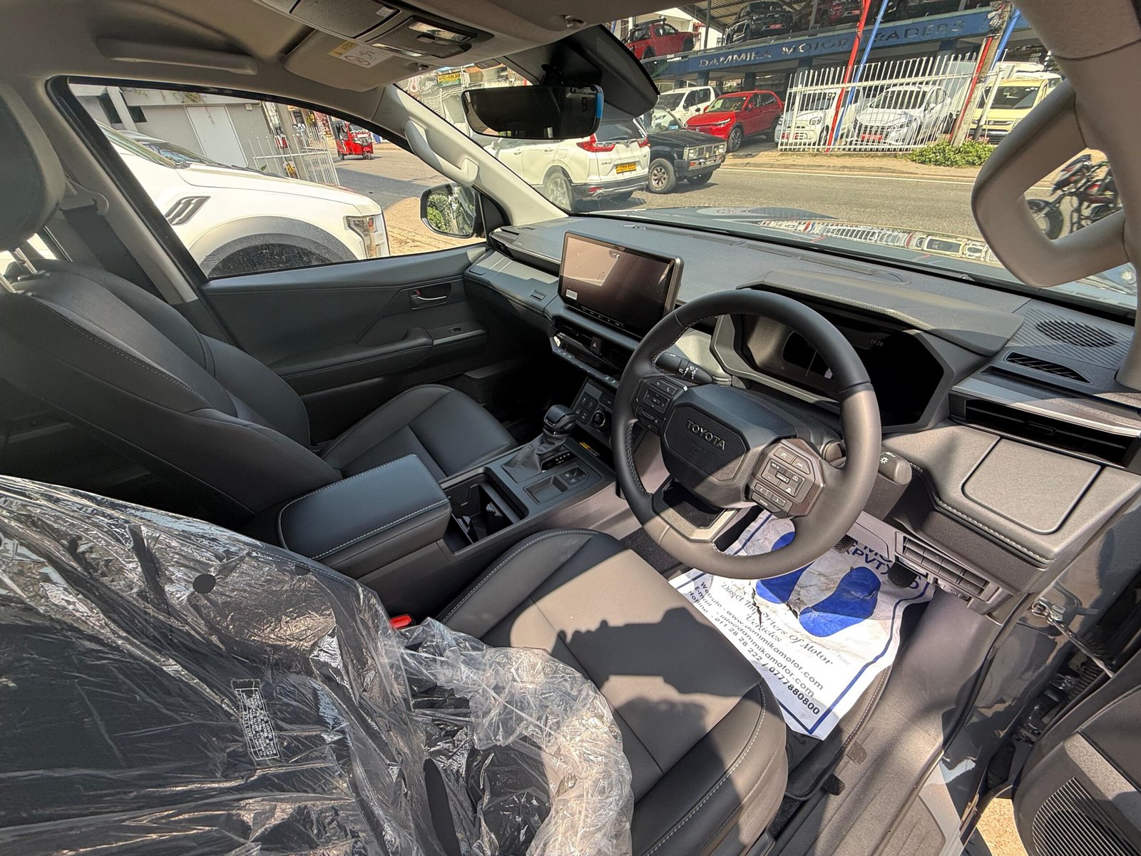 Toyota Hilux Travo Overland Plus 2025