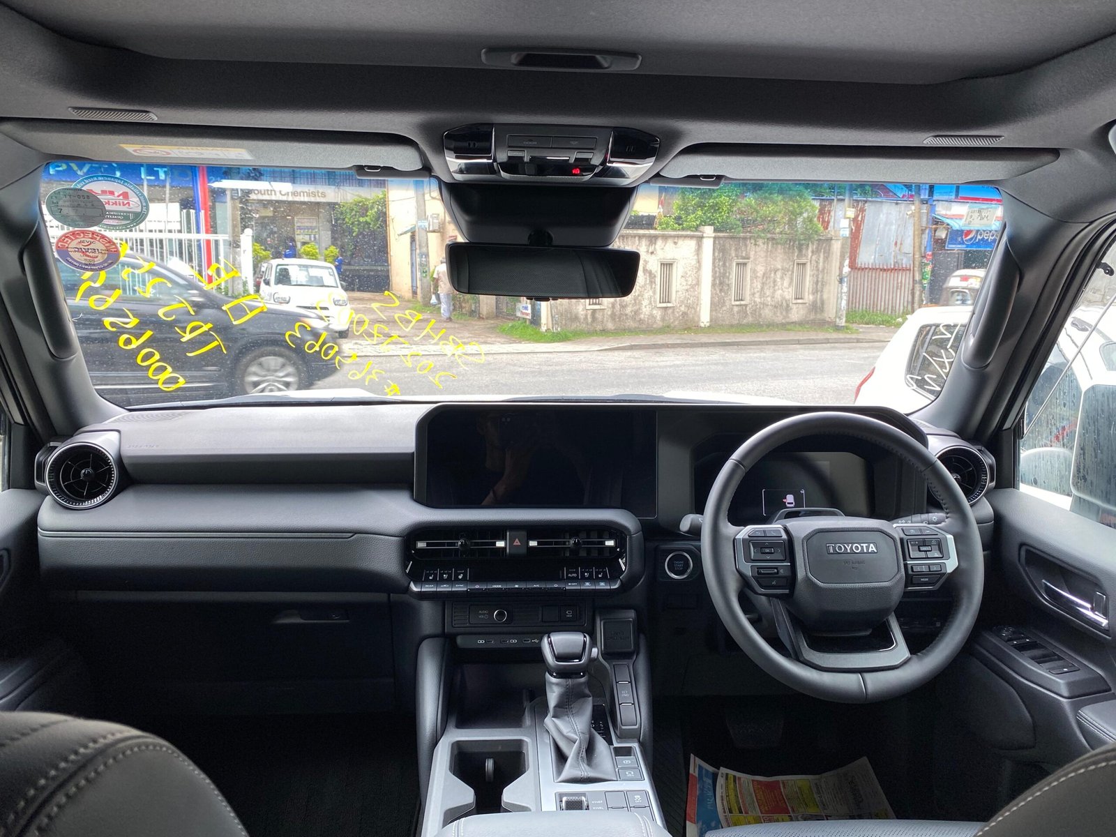 Toyota Land Cruiser Prado VX 2024