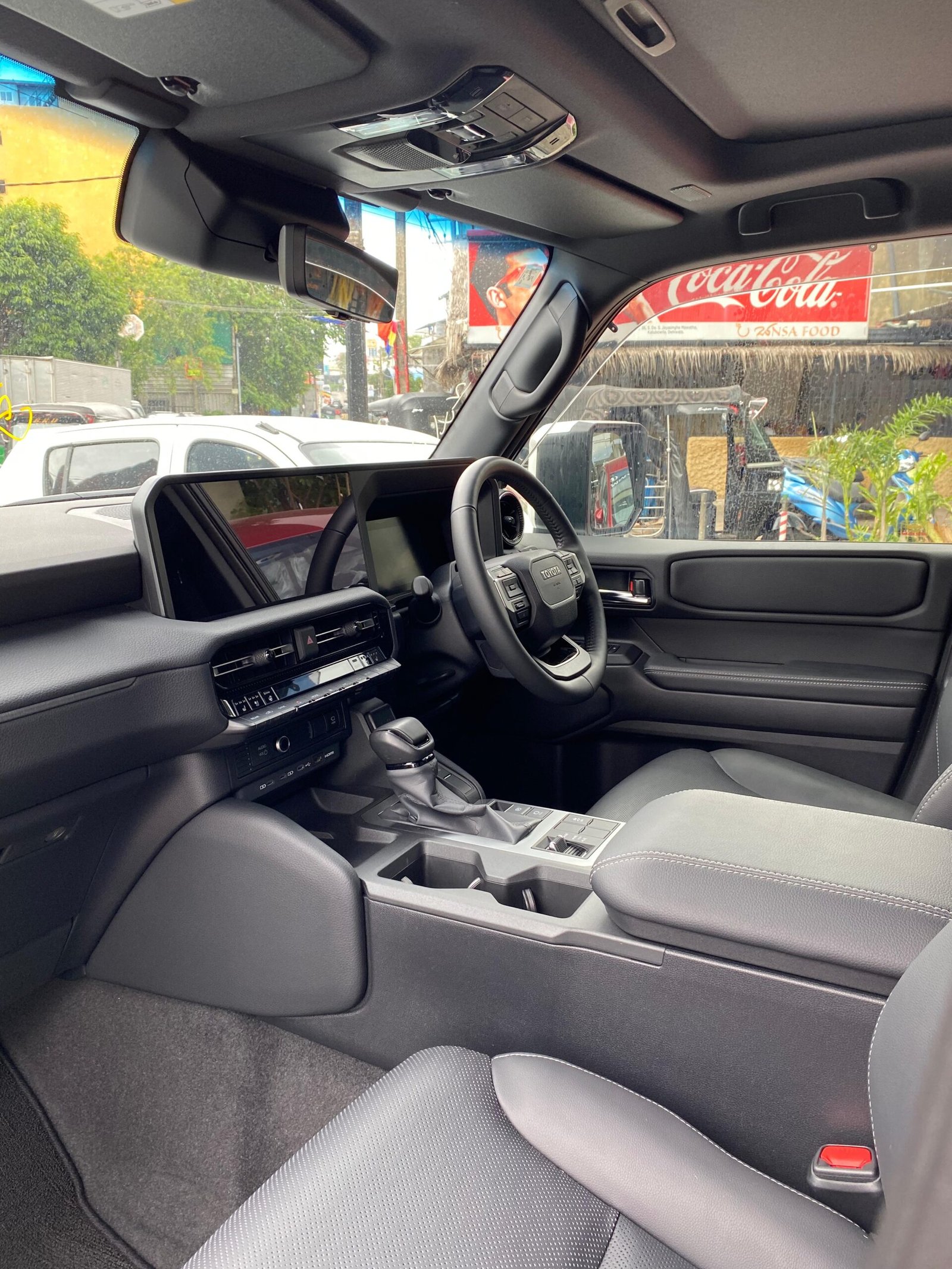 Toyota Land Cruiser Prado VX 2024